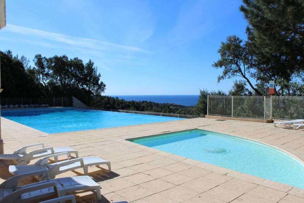 Tres Bel Appartement T3 Avec Splendide Vue Mer 雷以桑布尔 外观 照片