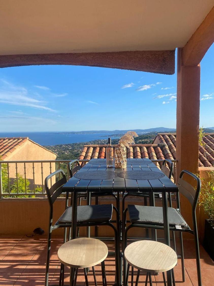 Tres Bel Appartement T3 Avec Splendide Vue Mer 雷以桑布尔 外观 照片
